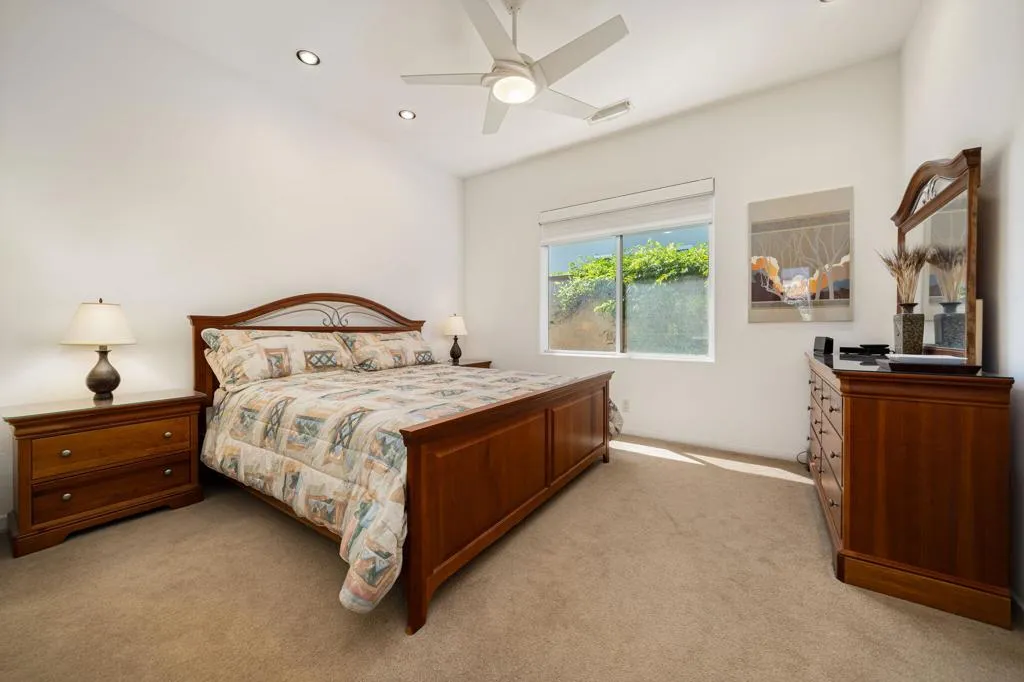 440 Gold Canyon Drive, Palm Desert, California 92211 home-pic-22