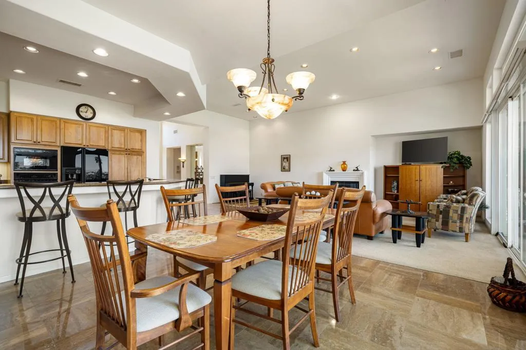 440 Gold Canyon Drive, Palm Desert, California 92211 home-pic-8