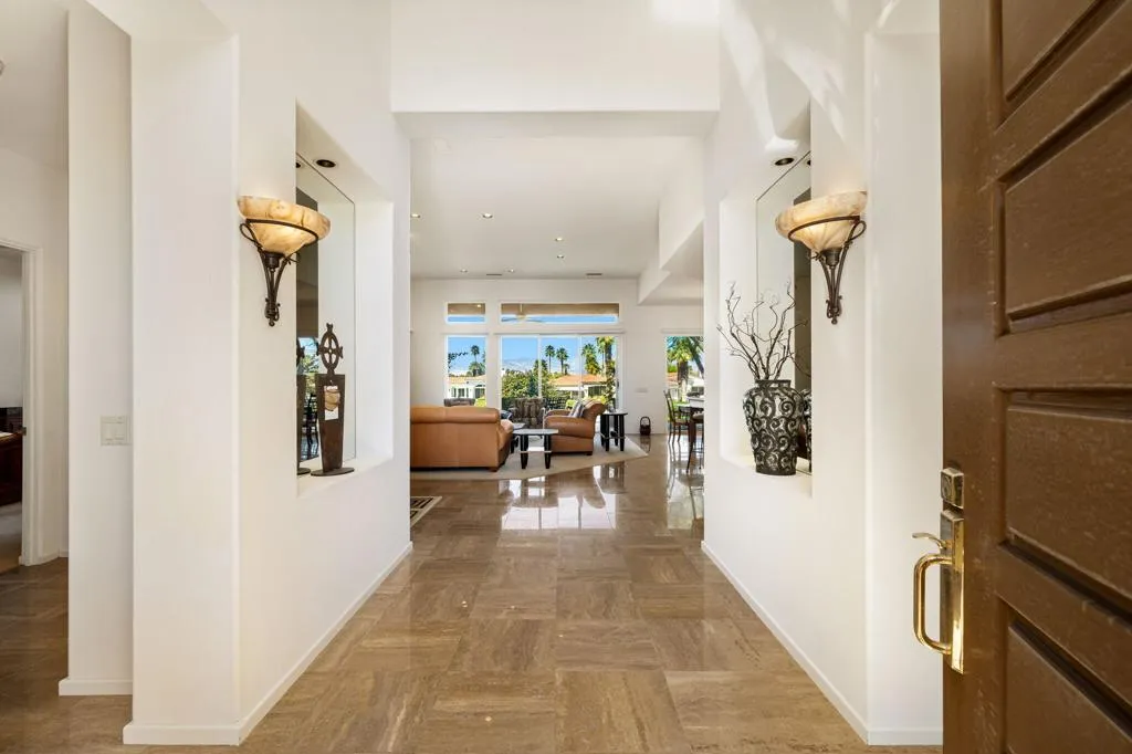 440 Gold Canyon Drive, Palm Desert, California 92211 home-pic-9
