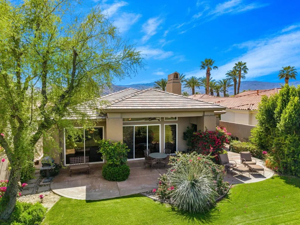 440 Gold Canyon Drive, Palm Desert, California 92211 home-pic-27