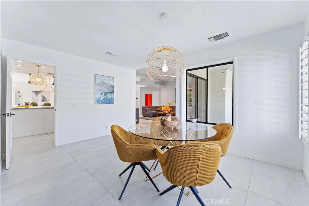 1045 E Deepak Road, Palm Springs, California 92262 home-pic-10