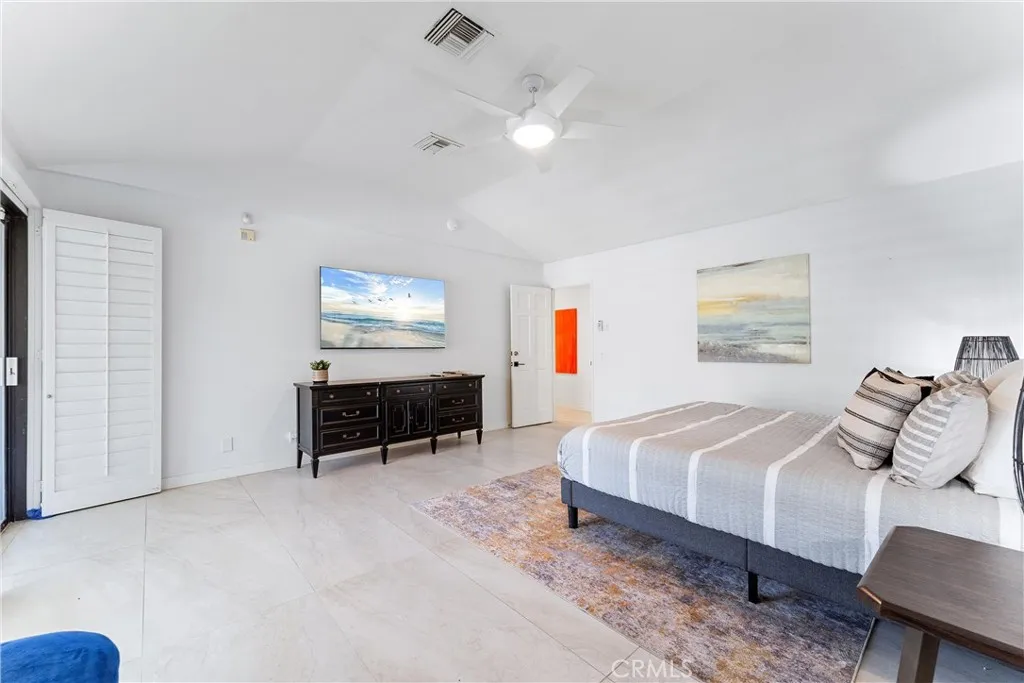 1045 E Deepak Road, Palm Springs, California 92262 home-pic-20