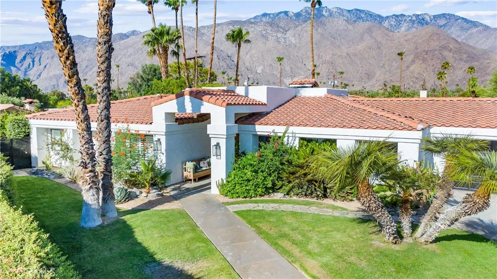 1045 E Deepak Road, Palm Springs, California 92262 home-pic-50