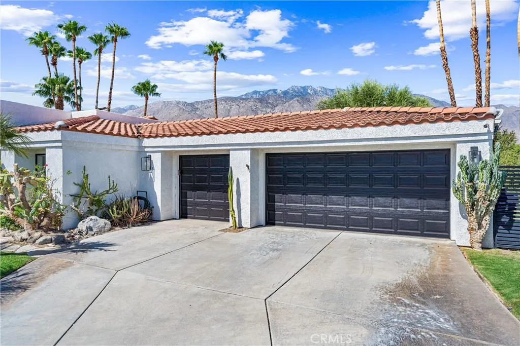1045 E Deepak Road, Palm Springs, California 92262 home-pic-48