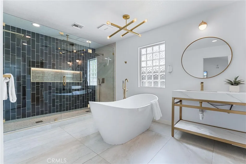 1045 E Deepak Road, Palm Springs, California 92262 home-pic-21