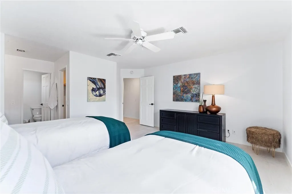 1045 E Deepak Road, Palm Springs, California 92262 home-pic-26