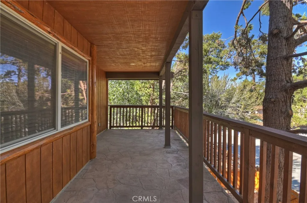 284 Leonard Lane, Sugarloaf, California 92386 home-pic-28