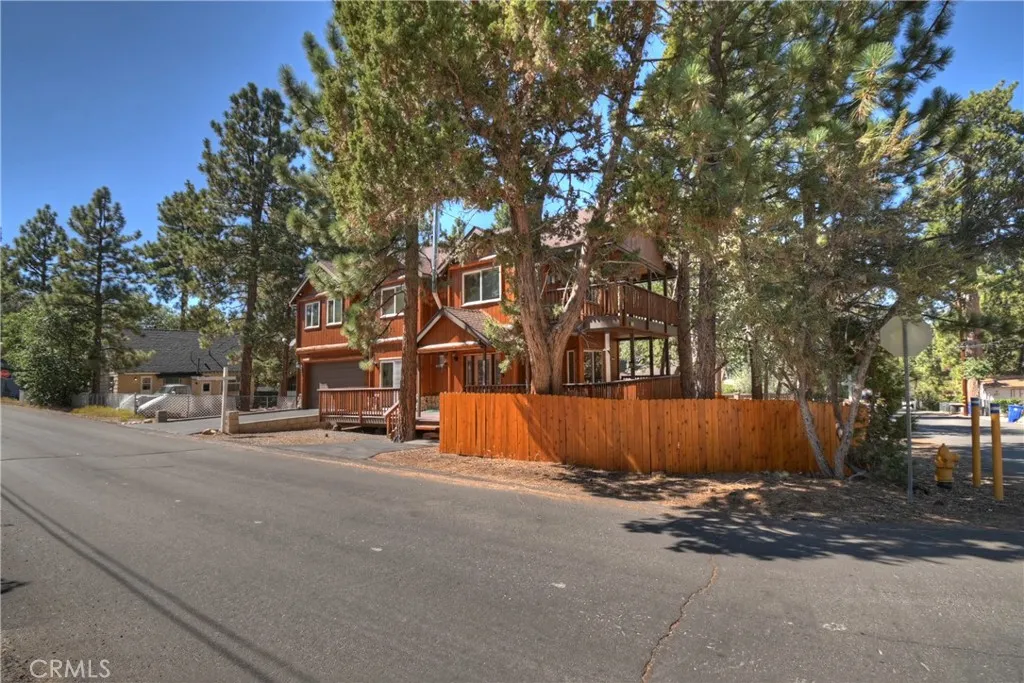 284 Leonard Lane, Sugarloaf, California 92386 home-pic-33