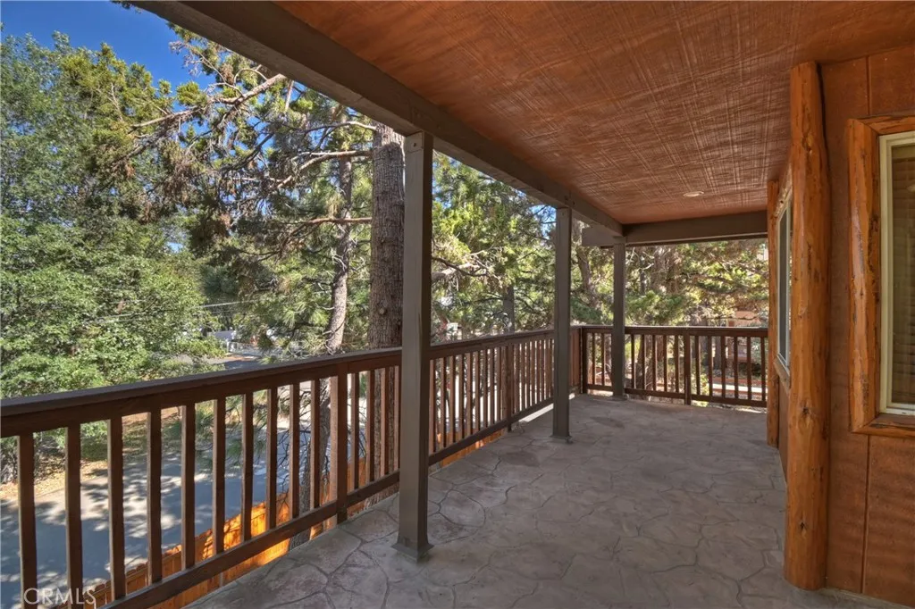 284 Leonard Lane, Sugarloaf, California 92386 home-pic-27
