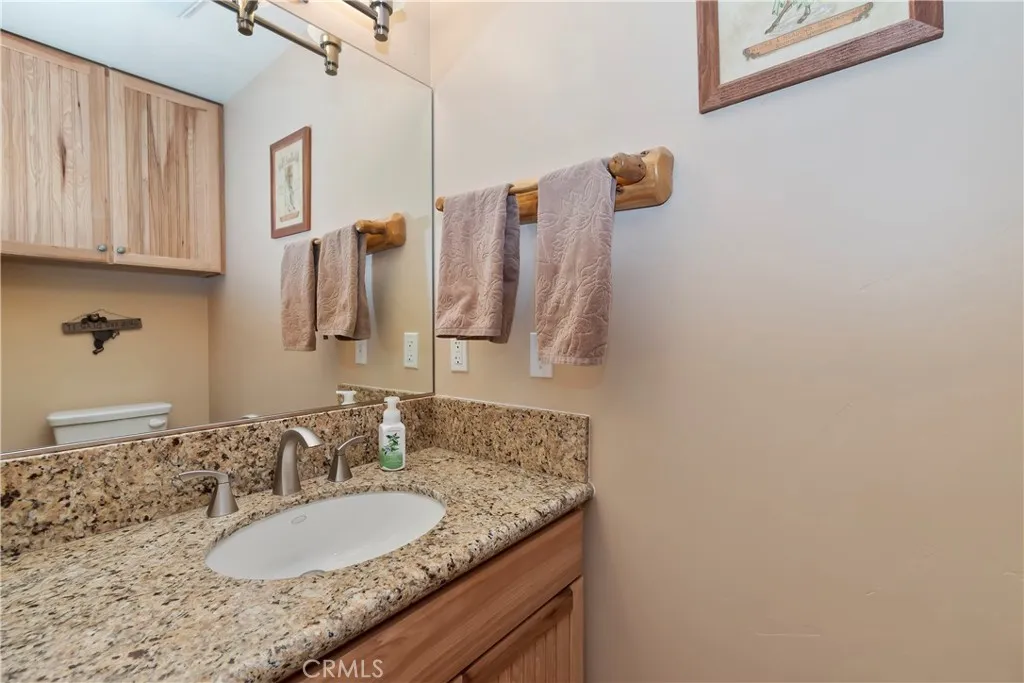 284 Leonard Lane, Sugarloaf, California 92386 home-pic-9