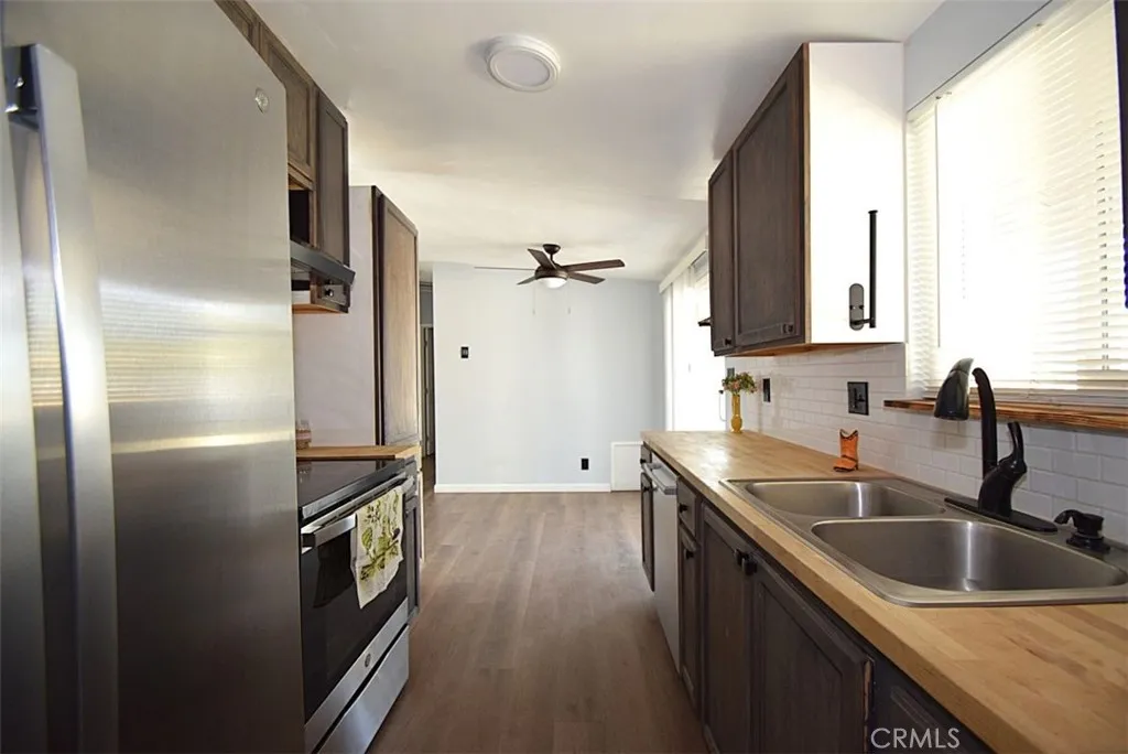 7754 Mariposa Trail, Yucca Valley, California 92284 home-pic-10