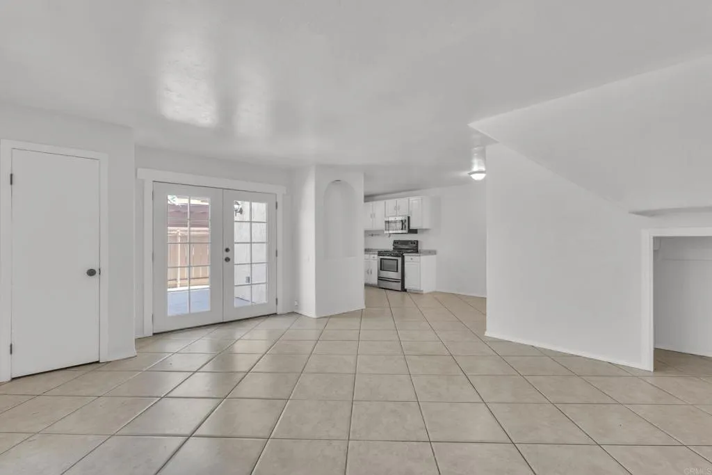 237 Rancho Drive C, Chula Vista, California 91911 home-pic-2