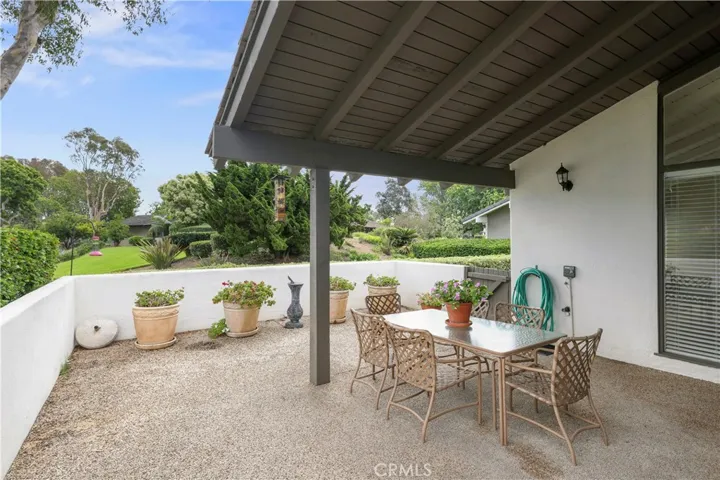 2220 Fiesta, Newport Beach, California 92660