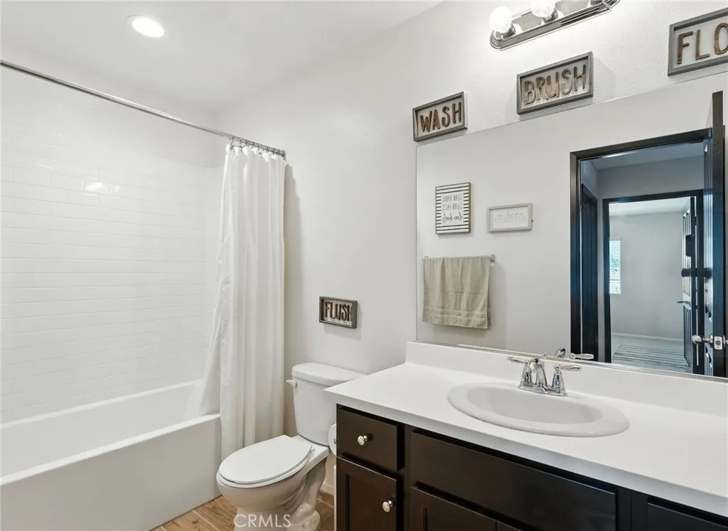 28735 Ivy Springs Way, Murrieta, California 92563 home-pic-22