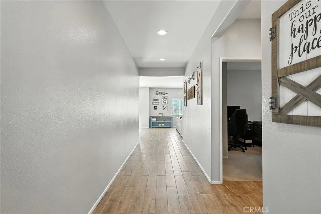 28735 Ivy Springs Way, Murrieta, California 92563 home-pic-5