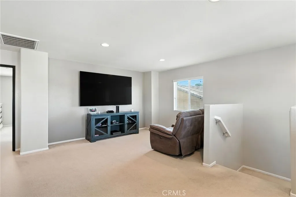 28735 Ivy Springs Way, Murrieta, California 92563 home-pic-18