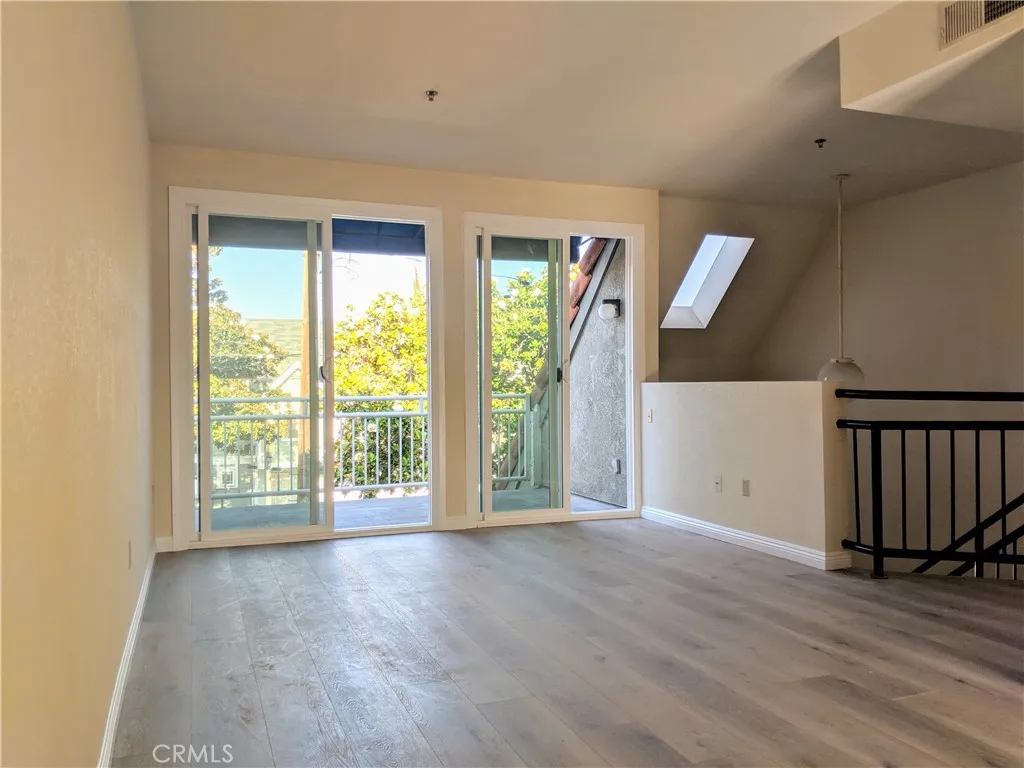 801 S 2nd Street 3, Alhambra, California 91801, 3 Bedrooms Bedrooms, ,2 BathroomsBathrooms,Residential Lease,For Rent,2nd,WS25185475