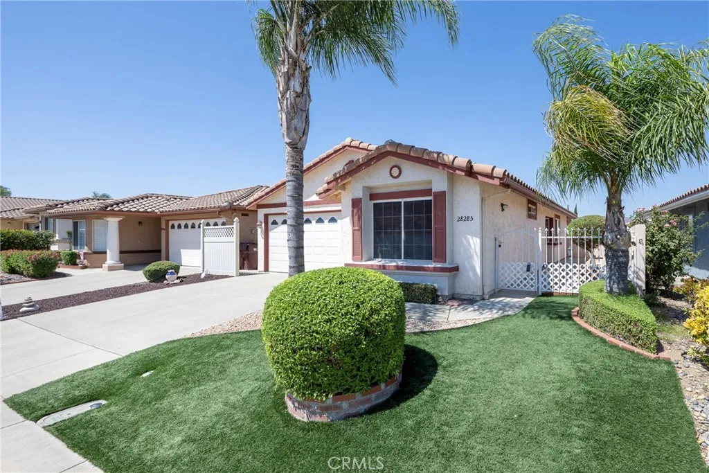 28285 Calle Lustrosos, Menifee, California 92585 home-pic-0