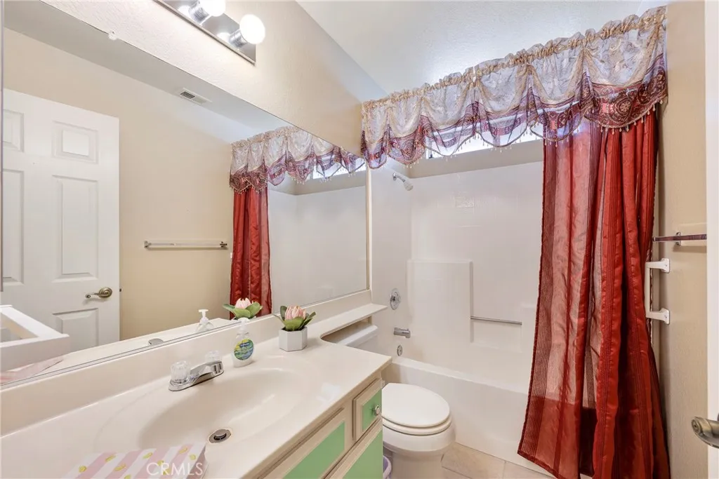 28285 Calle Lustrosos, Menifee, California 92585 home-pic-26