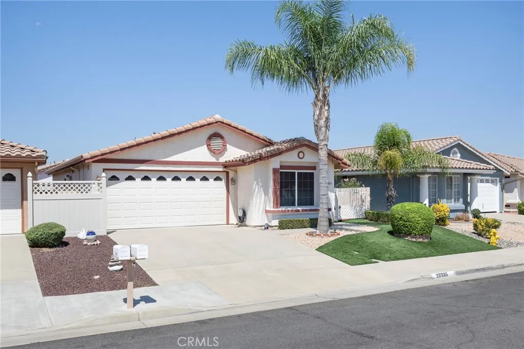 28285 Calle Lustrosos, Menifee, California 92585 home-pic-2