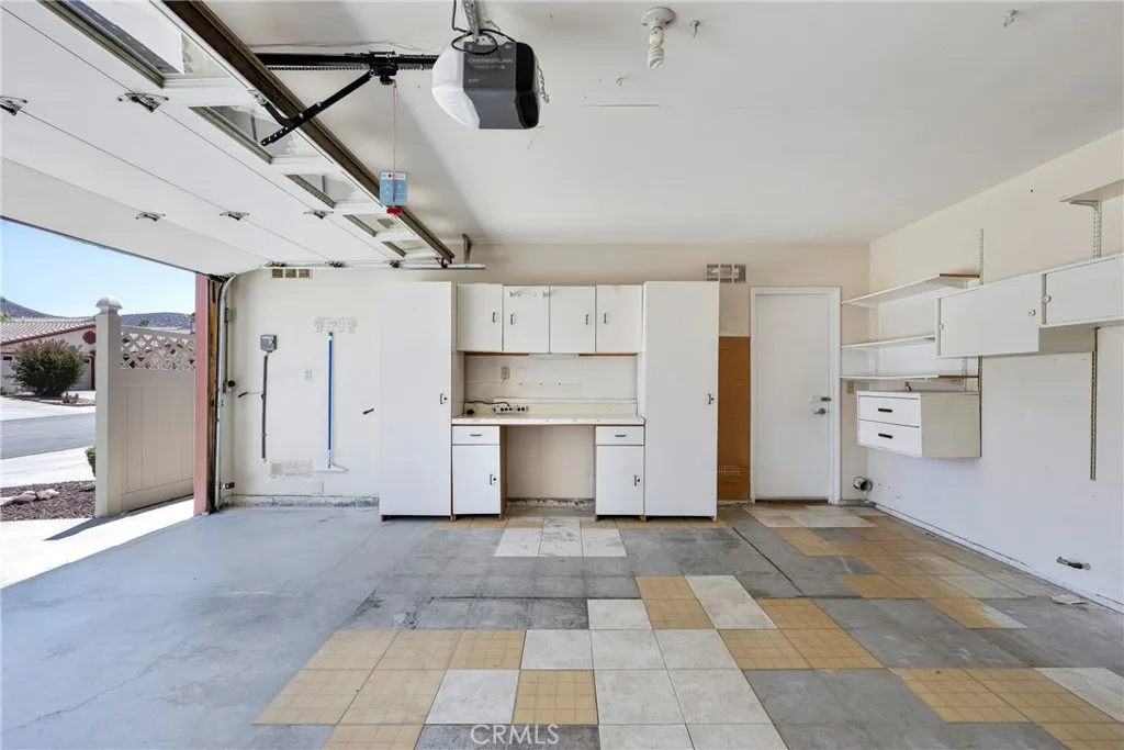 28285 Calle Lustrosos, Menifee, California 92585 home-pic-38