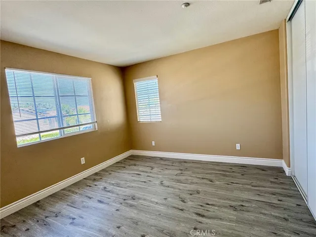 6927 Tailwind Lane, Fontana, California 92336