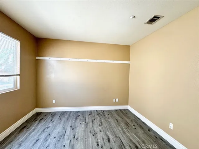 6927 Tailwind Lane, Fontana, California 92336