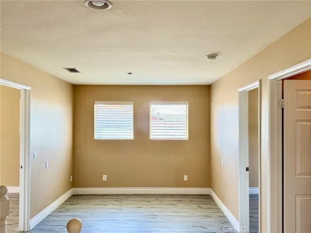 6927 Tailwind Lane, Fontana, California 92336