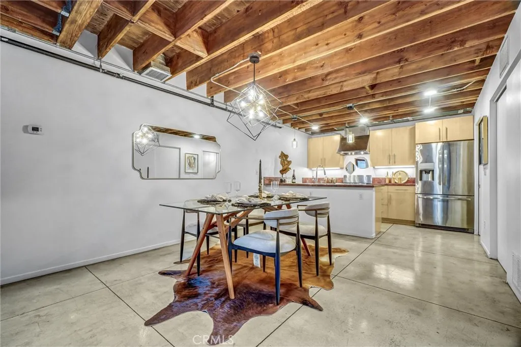 849 Pine Avenue C, Long Beach, California 90813 home-pic-12