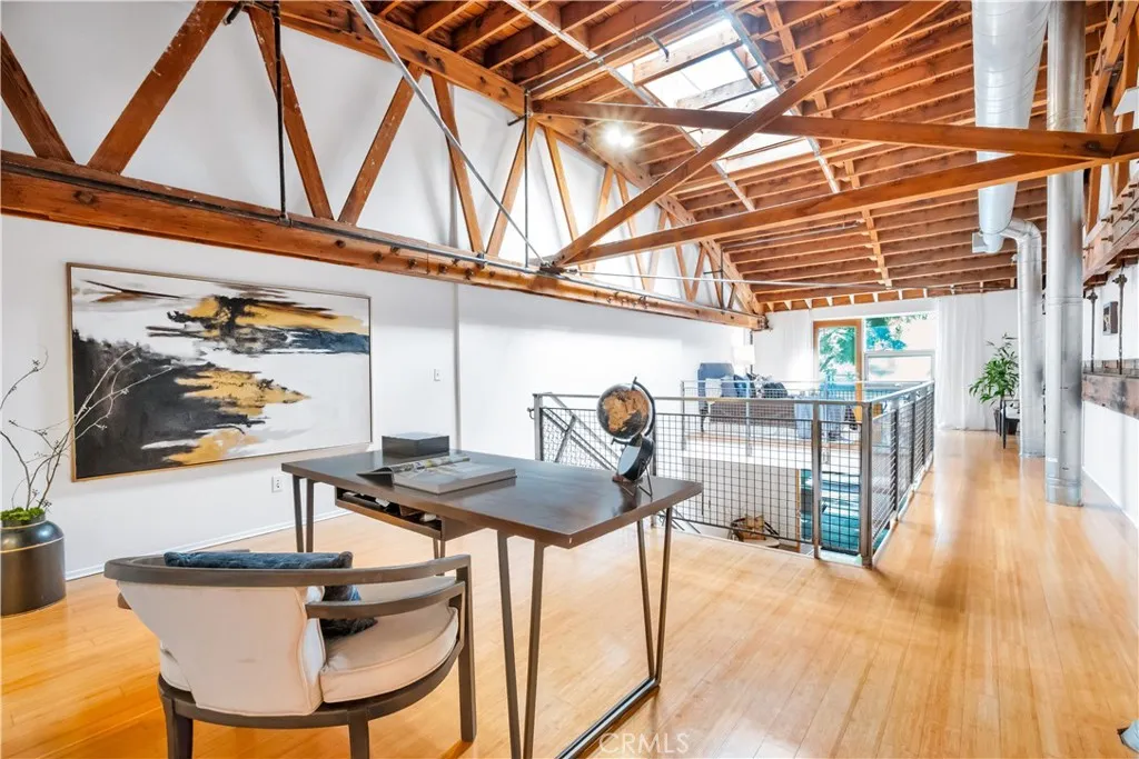 849 Pine Avenue C, Long Beach, California 90813 home-pic-28