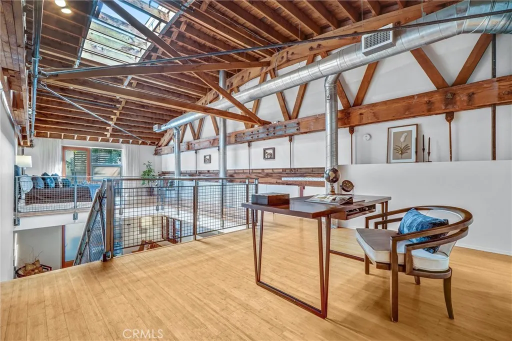849 Pine Avenue C, Long Beach, California 90813 home-pic-29