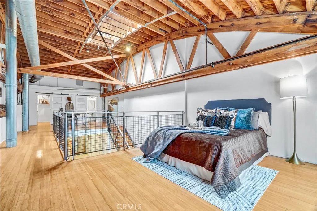 849 Pine Avenue C, Long Beach, California 90813 home-pic-36