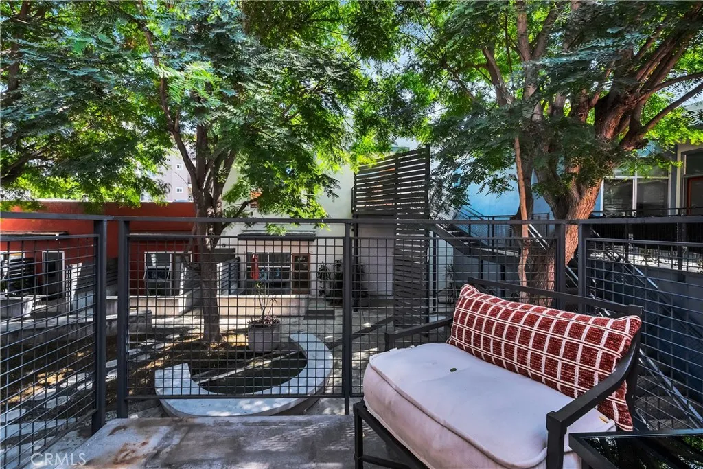 849 Pine Avenue C, Long Beach, California 90813 home-pic-43