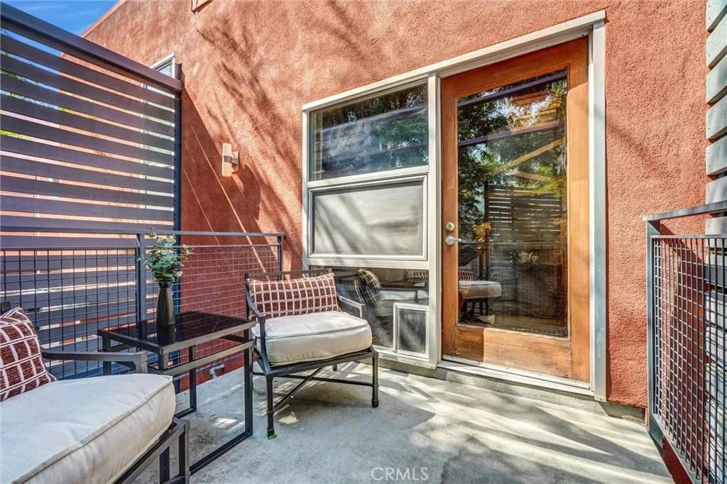 849 Pine Avenue C, Long Beach, California 90813 home-pic-44