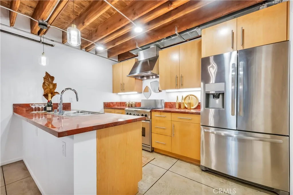 849 Pine Avenue C, Long Beach, California 90813 home-pic-17