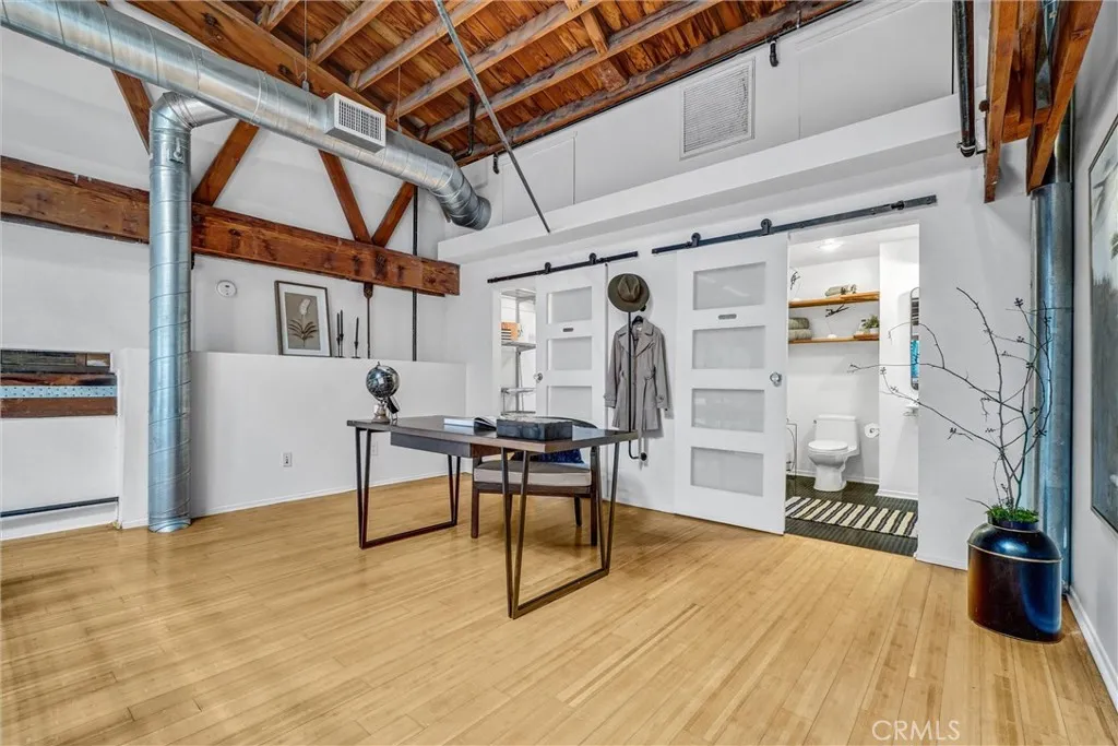 849 Pine Avenue C, Long Beach, California 90813 home-pic-25