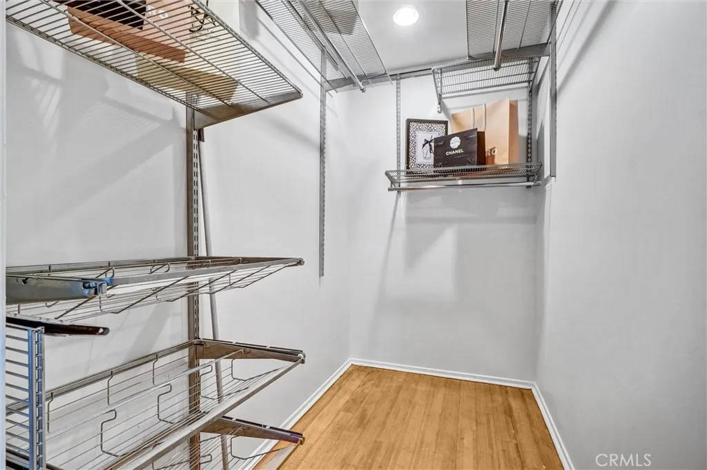 849 Pine Avenue C, Long Beach, California 90813 home-pic-20