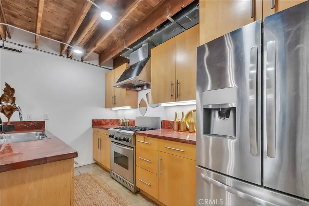 849 Pine Avenue C, Long Beach, California 90813 home-pic-19