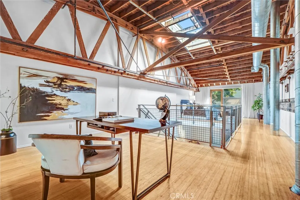 849 Pine Avenue C, Long Beach, California 90813 home-pic-27