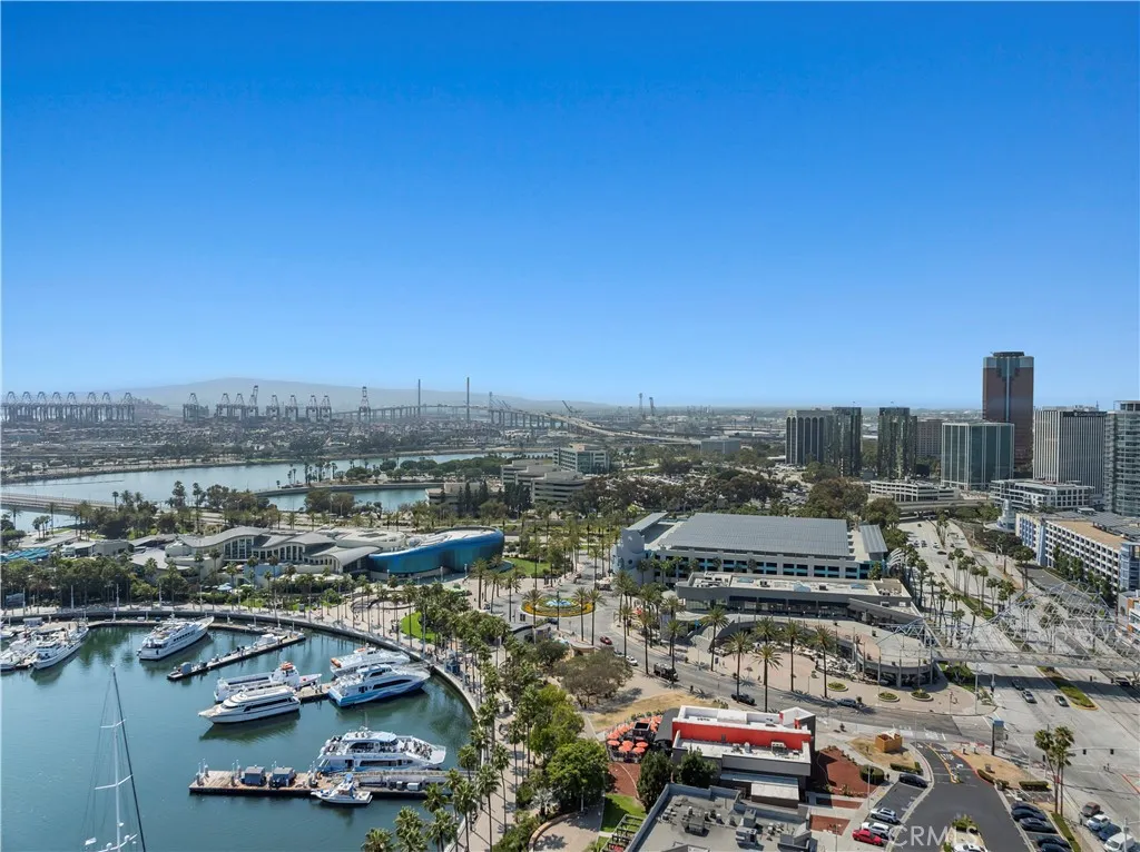 133 N The Promenade N 422, Long Beach, California 90802 home-pic-40