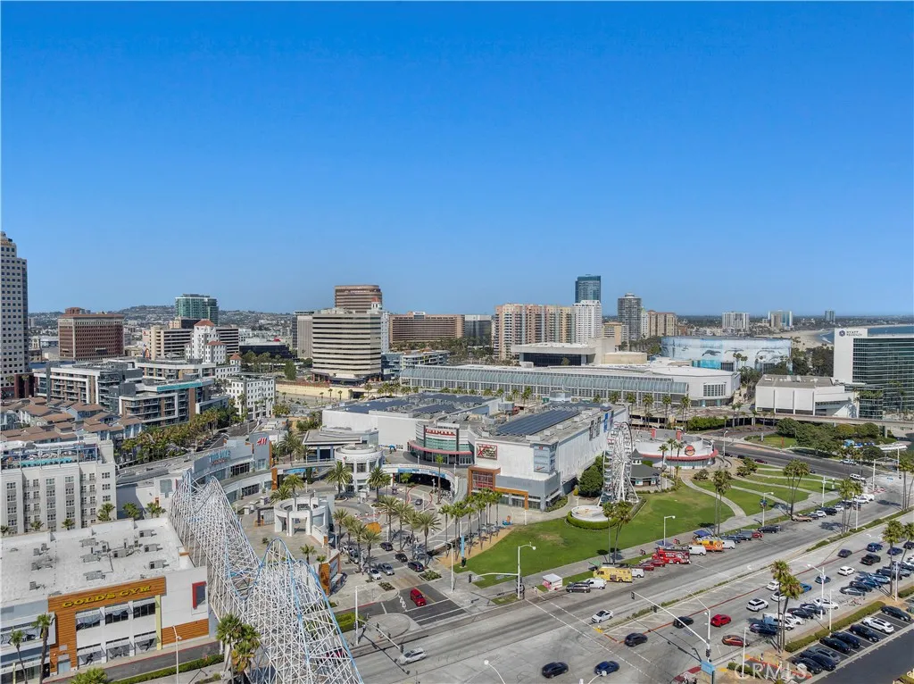 133 N The Promenade N 422, Long Beach, California 90802 home-pic-45