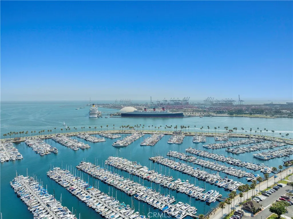 133 N The Promenade N 422, Long Beach, California 90802 home-pic-43