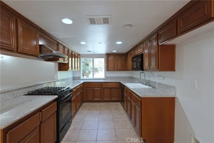 1709 N Fair Oaks Avenue 118, Pasadena, California 91103