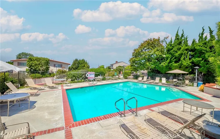 28331 Ridgefalls Court 129, Rancho Palos Verdes, California 90275