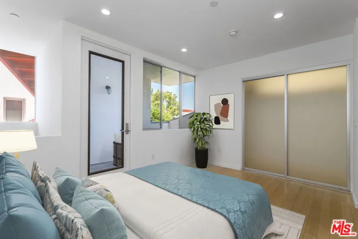 803 Wilcox Avenue 5, Los Angeles, California 90038