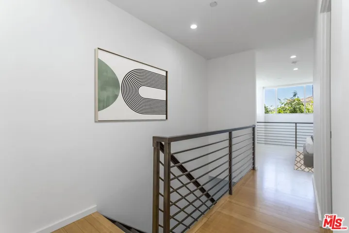 803 Wilcox Avenue 5, Los Angeles, California 90038