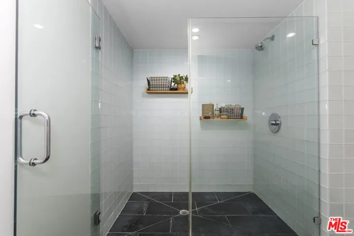 803 Wilcox Avenue 5, Los Angeles, California 90038