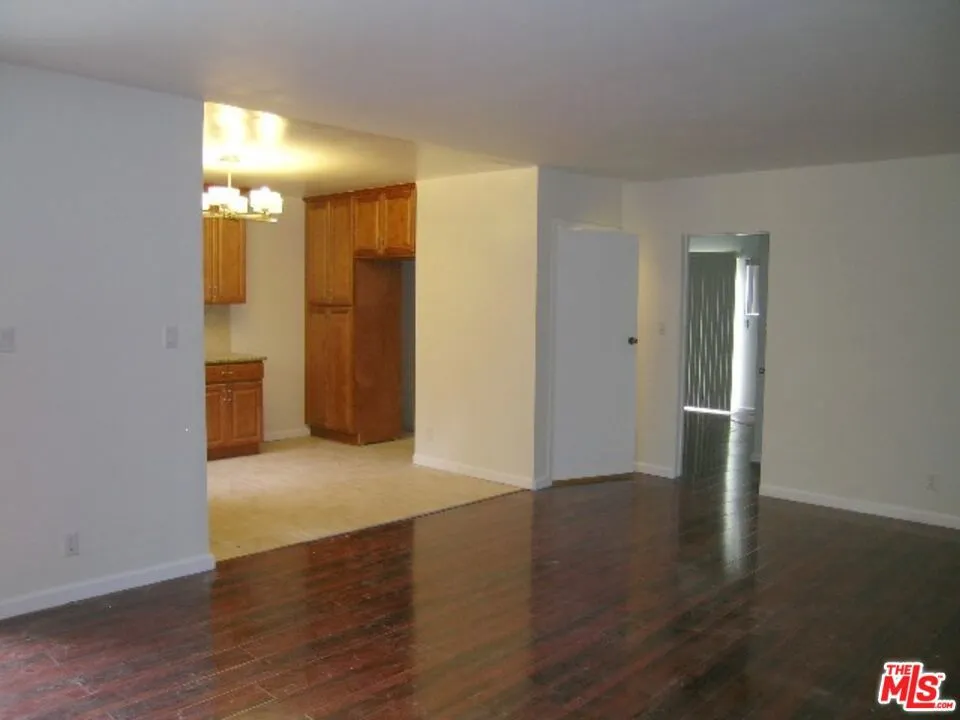 4251 Baldwin Avenue, Culver City, California 90232, 4 Bedrooms Bedrooms, ,2 BathroomsBathrooms,Residential Lease,For Rent,Baldwin,25578817