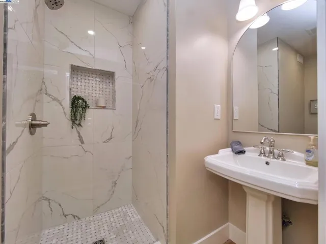 1209 Oakmont Drive 1, Walnut Creek, California 94595