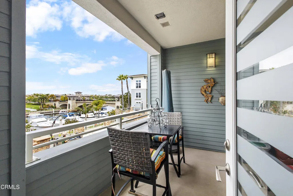 1547 Windshore Way, Oxnard, California 93035 home-pic-13